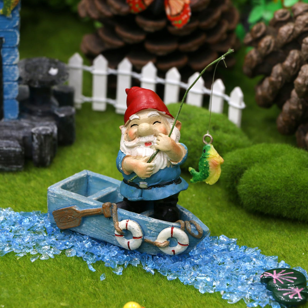 BangBangDa hand-painted resin gnomes for colorful garden scenes