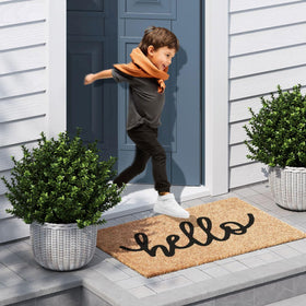Barnyard Designs Non-slip rubber-backed doormat stays put on wet surfaces