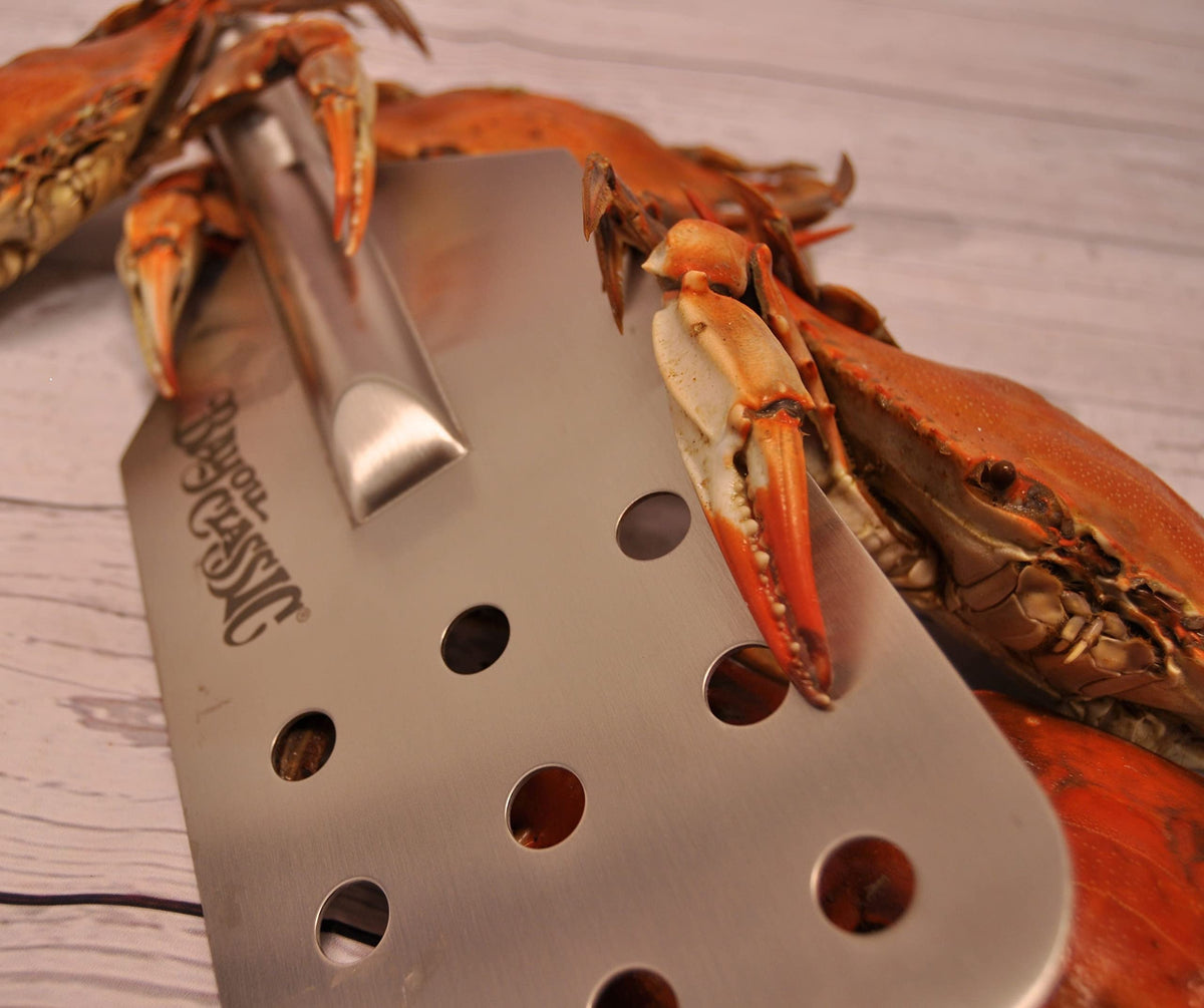Bayou Classic 1042 perforated paddle with a wide blade enabling even blending.