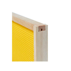 BeeCastle 20-pack frame set supports simple harvest swaps.