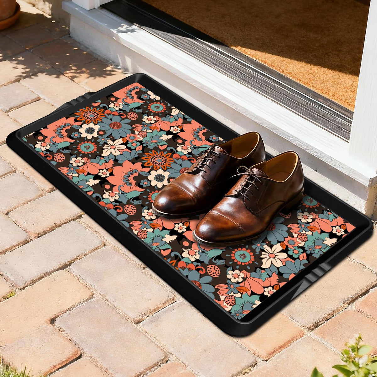 BEHERO all-purpose tray doubles as pet mat and more