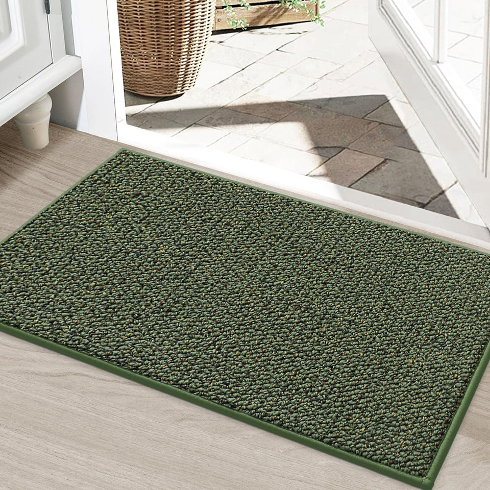 BEQHAUSE Dirt Trapper at the front door captures dirt and moisture.