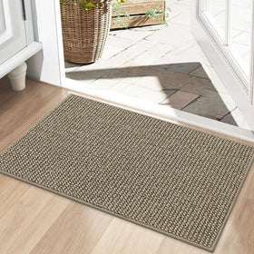 BEQHAUSE Dirt Trapper Door Mat front view shows dense yarns trapping dirt and moisture