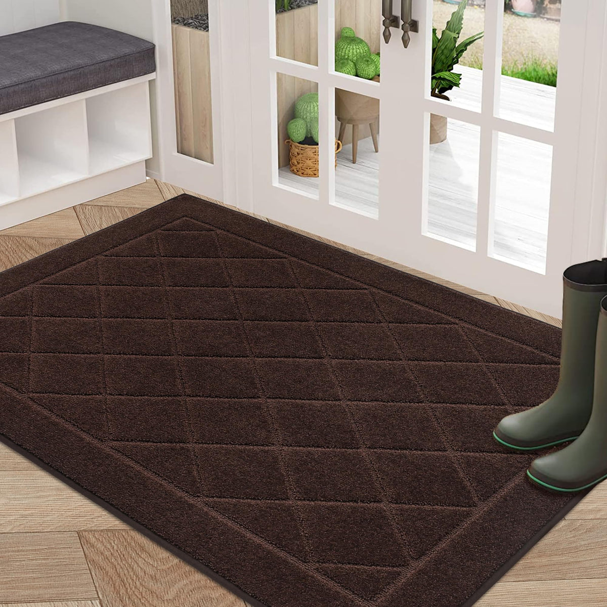 BEQHAUSE dirt-trapper door mat front view traps moisture and dirt at the entry.