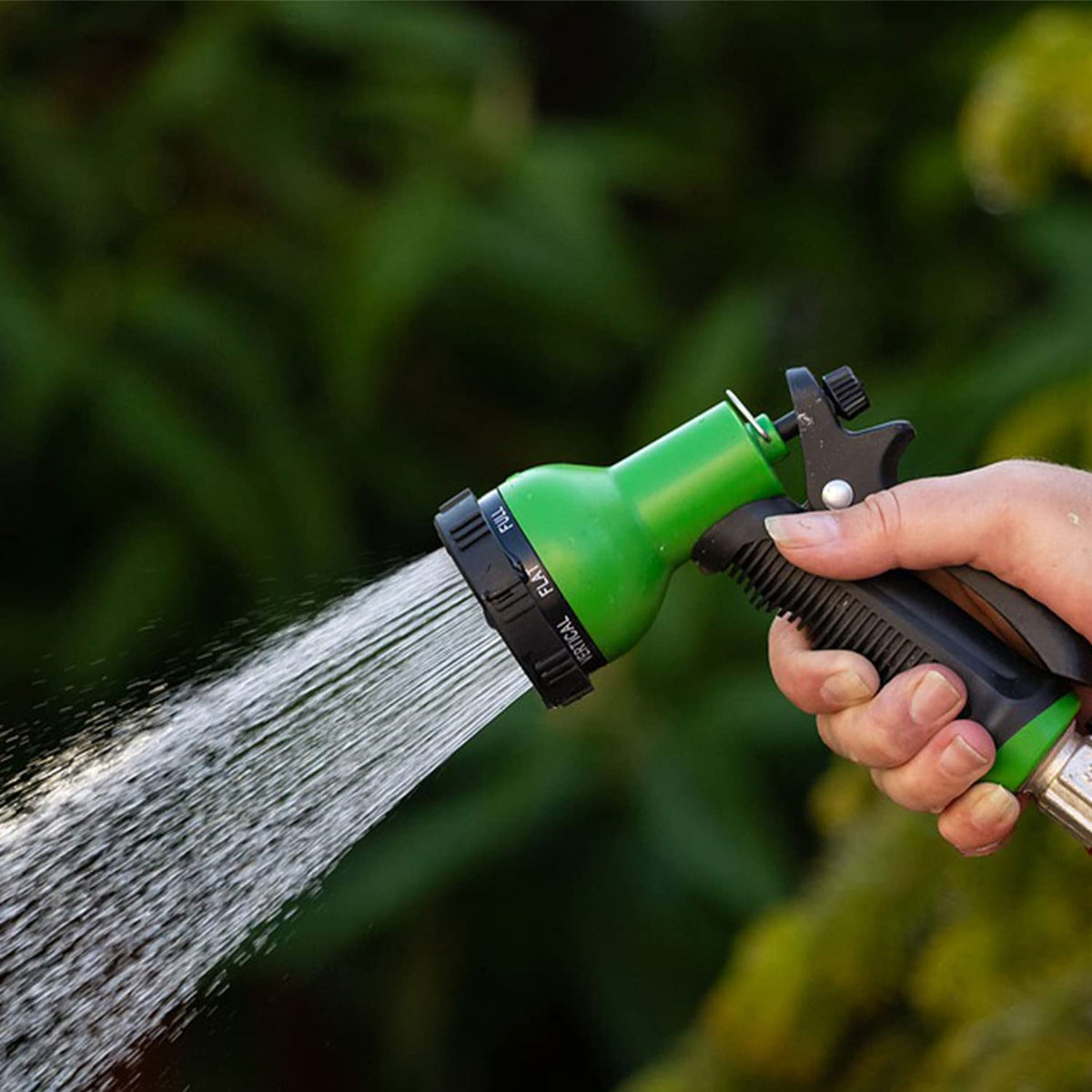 Besiter heavy-duty hose head demonstrates durability for daily yard tasks.
