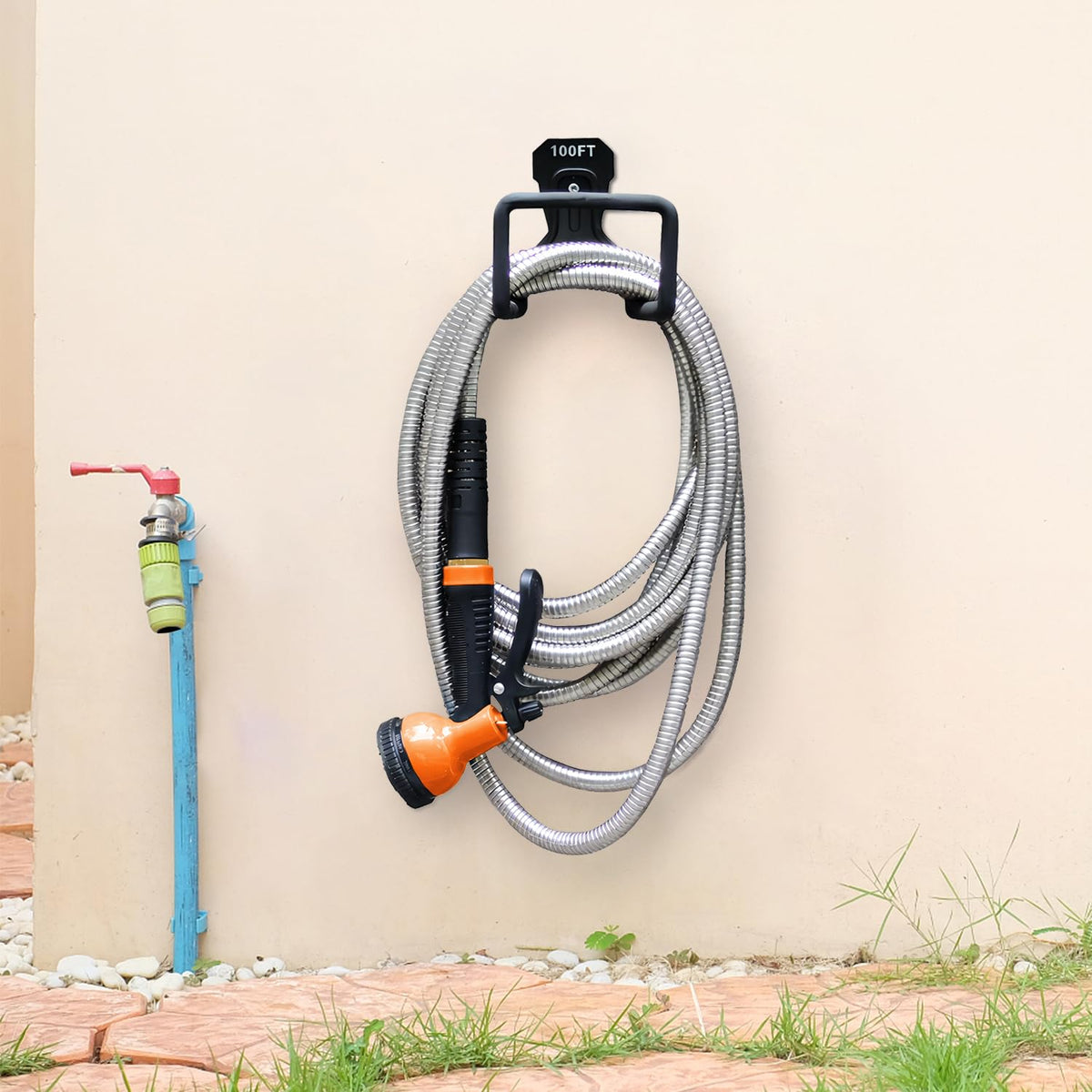 Besiter weather-ready hose built to endure sun and rain