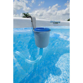 Bestway Flowclear skimmer made of corrosion-proof plastic, emphasizing durability