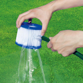Bestway SaluSpa VI two-pack with insert card highlights easy replacement.