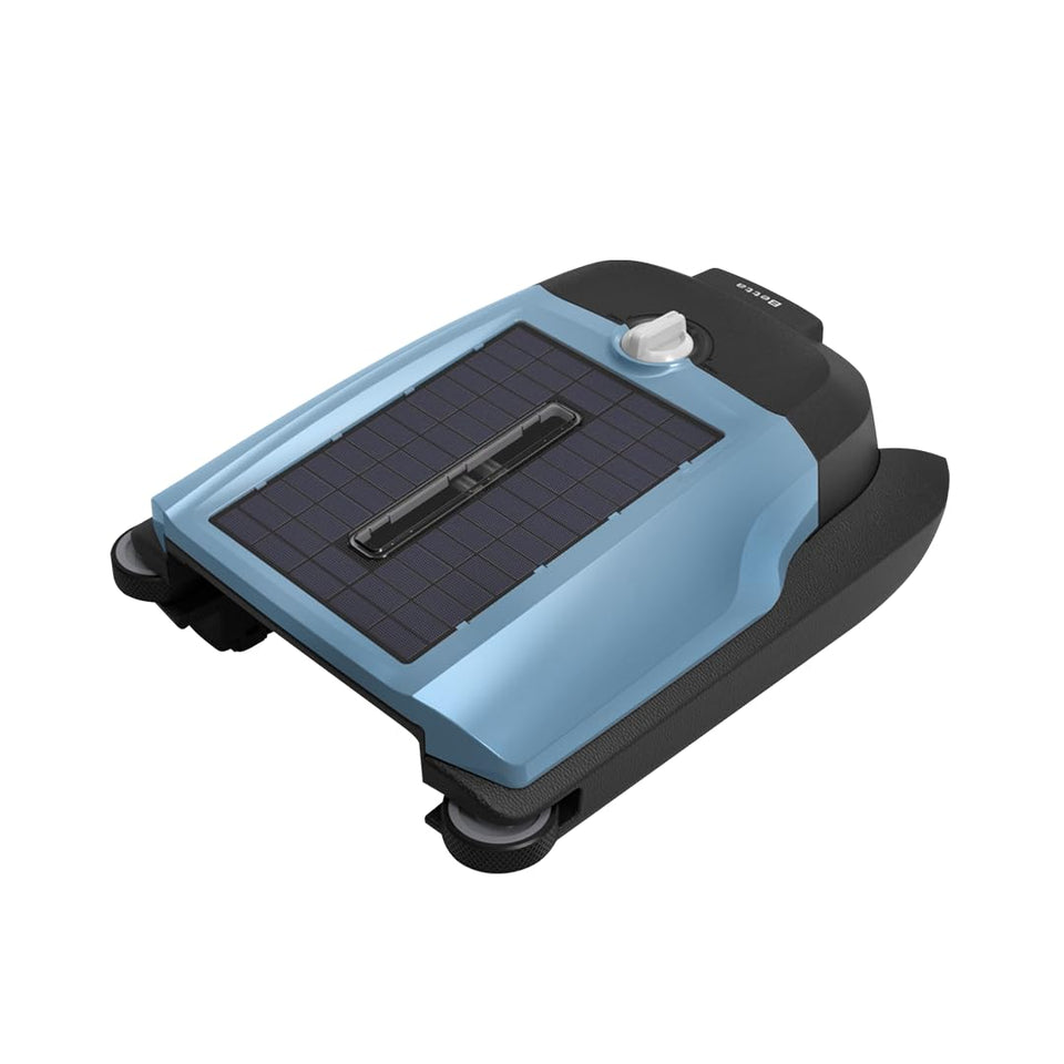 Betta Flex solar pool skimmer front view showing cordless, easy pool maintenance