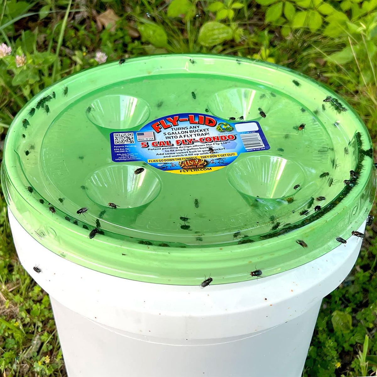 Closeup shows durable, reusable Fly-Lid design by Billy-Bob
