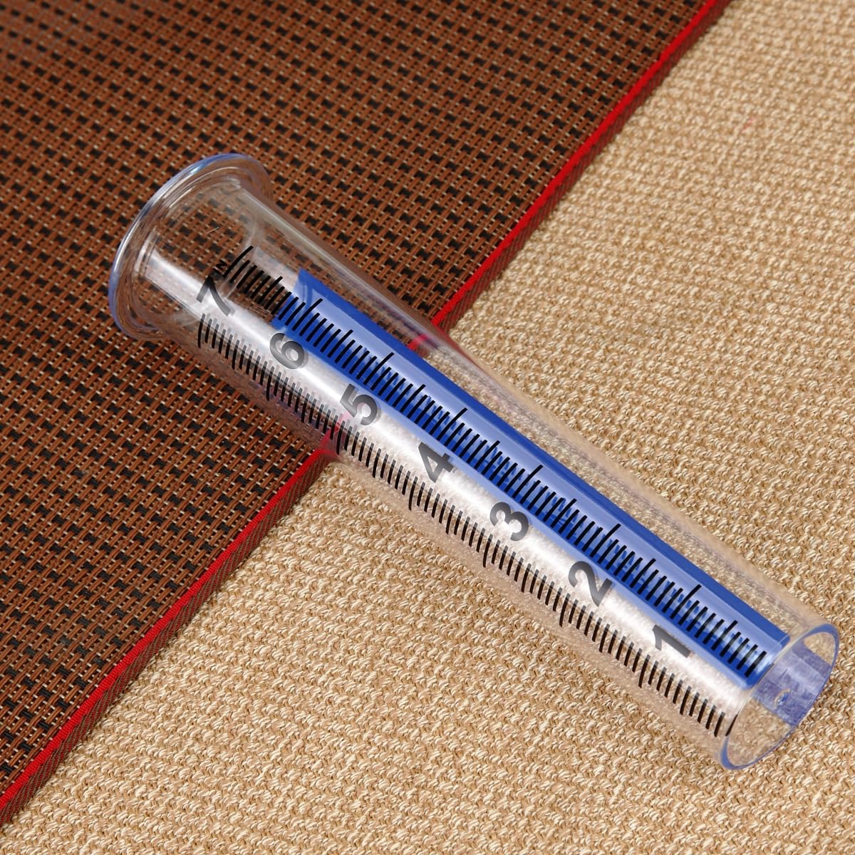 Crystal-clear plastic makes readings easy to interpret at a glance.