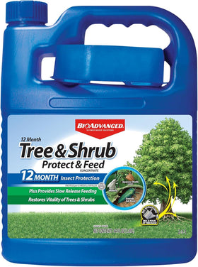 BioAdvanced 12 Month Protect & Feed bottle pour demonstrates easy one-step application.