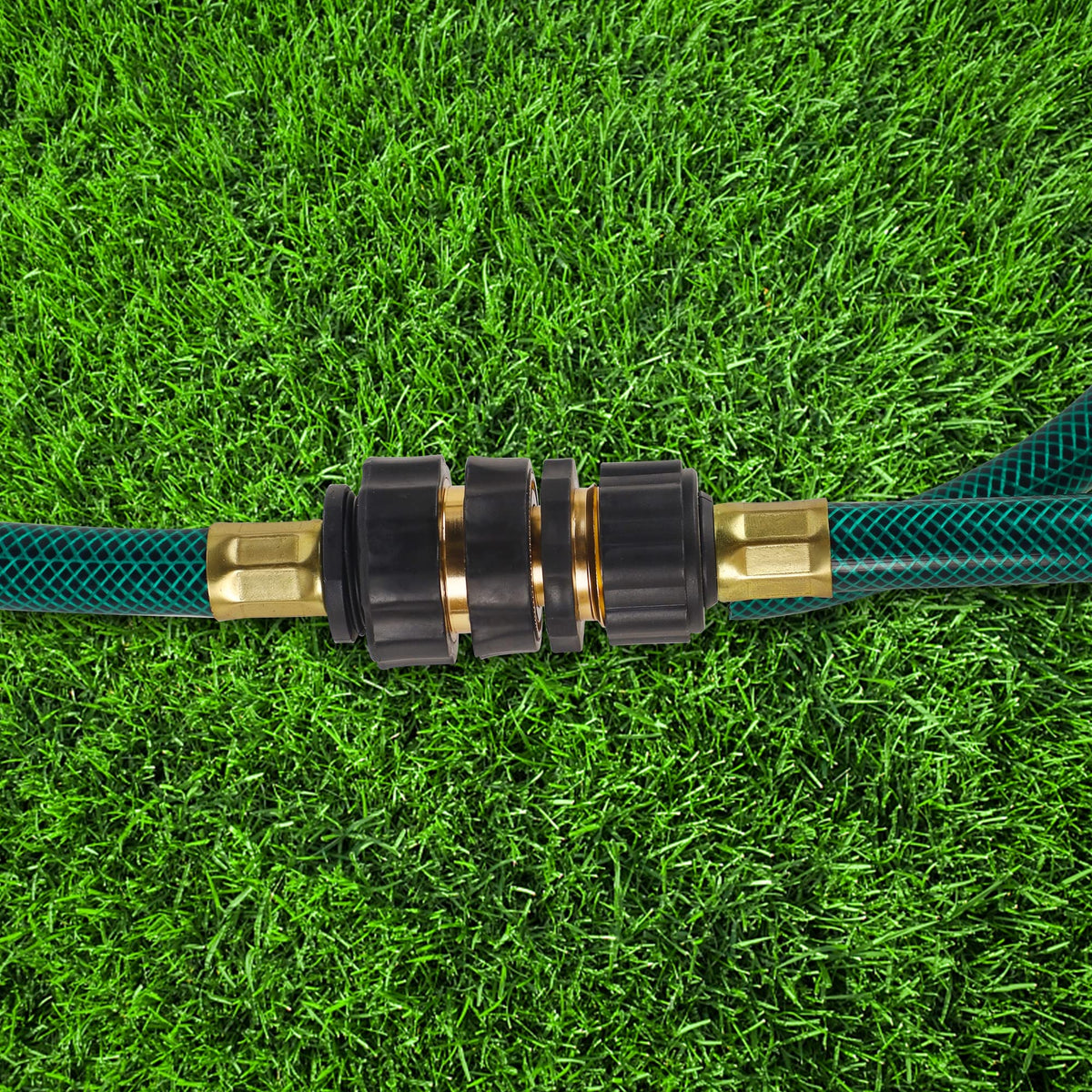 Biswing ergonomic grip design aids easy connection and removal