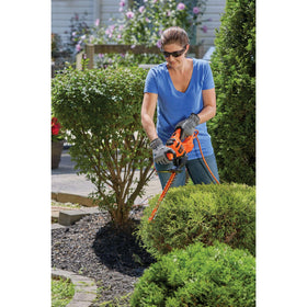 BLACK+DECKER BEHT100 dual-action blade delivers precise cuts with less vibration