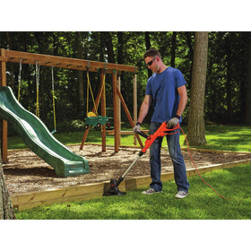 BLACK+DECKER ST8600 trims a wide 13-inch radius to cover ground quickly.