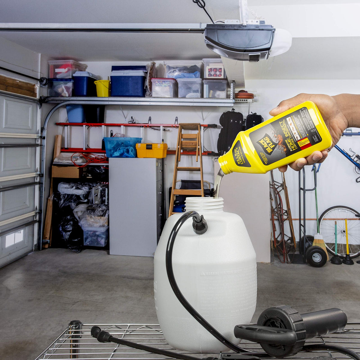Black Flag Extreme indoor kitchen and bathroom spot treatment targets pests