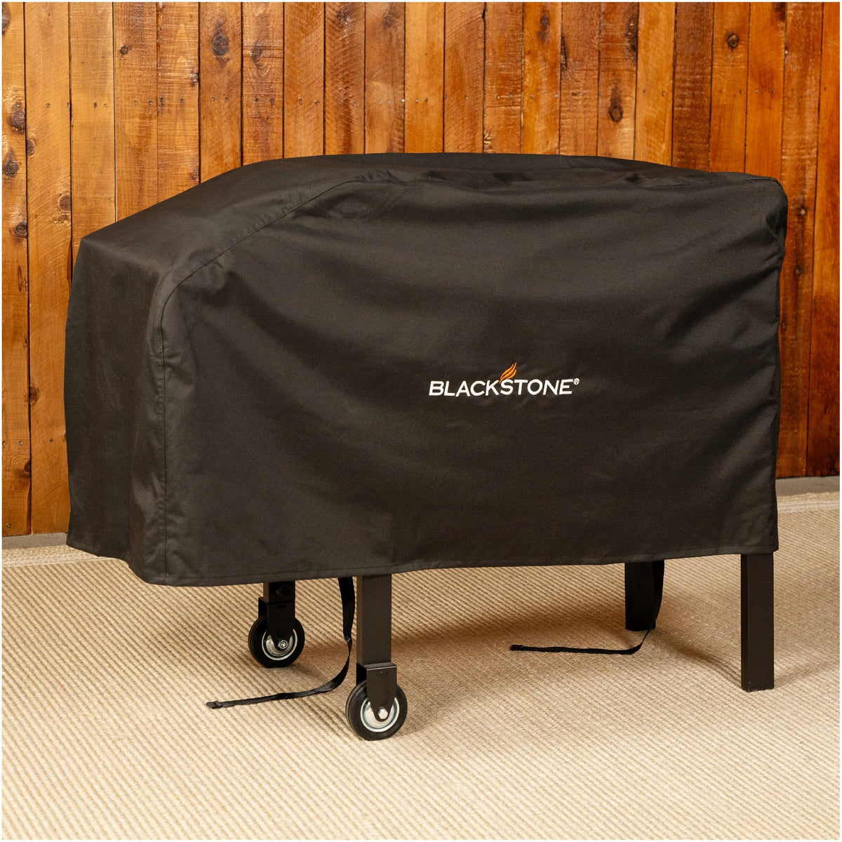 Blackstone 1529 28-inch griddle cover side view shows durable buckles for secure fit
