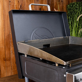 BLACKSTONE 5701 steel body emphasizes durable, powder-coated construction