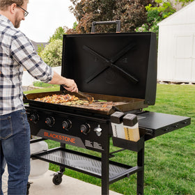 Blackstone Omnivore rear grease management for easy cleanup after meals.