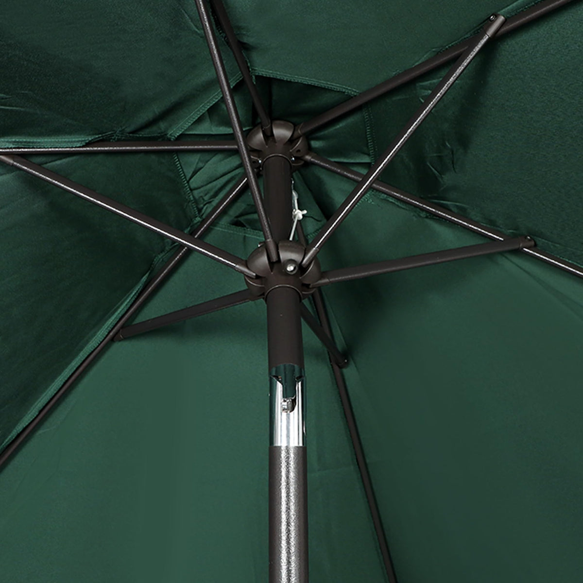 Blissun powder coated frame and 6 iron ribs provide sturdy yard support