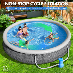 BluClear pool filtration in action; continuous removal of impurities.