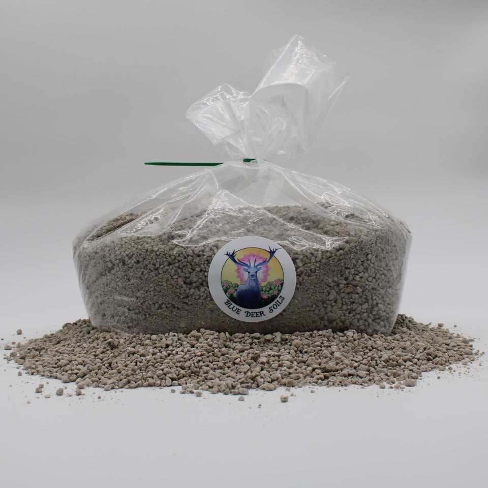 Blue Deer Soils pumice 8 dry quarts in fine grit; lightweight, porous soil aid for bonsai.