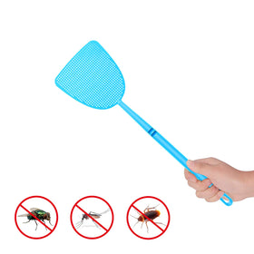Boao 43.5 cm long-handle swatter helps reach high ceilings and windows.