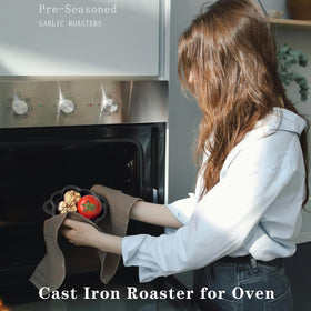 Bolvoud roaster with wood chips in enables consistent smoke flavor