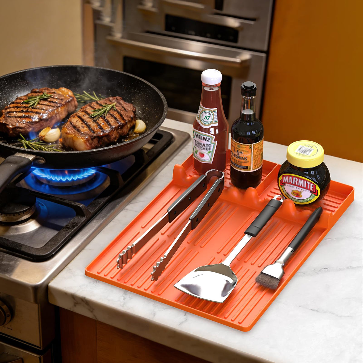 Bolycen easy-clean silicone mat is dishwasher-safe for fast maintenance.