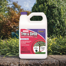 Measuring and mixing Systemaxx solution for root-zone drench application.