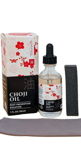 Bonsai Outlet Tinyroots Choji Oil bottle preserves tools and prevents rust.