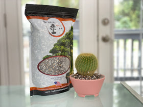 The Bonsai Supply eco-friendly packaging zipper pouch for sustainability.
