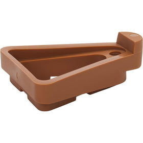Bosmere Pot Toes leveling grooves help pots sit evenly.