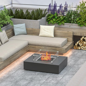 Crystal-clear glass finish complements modern outdoor fire pits.