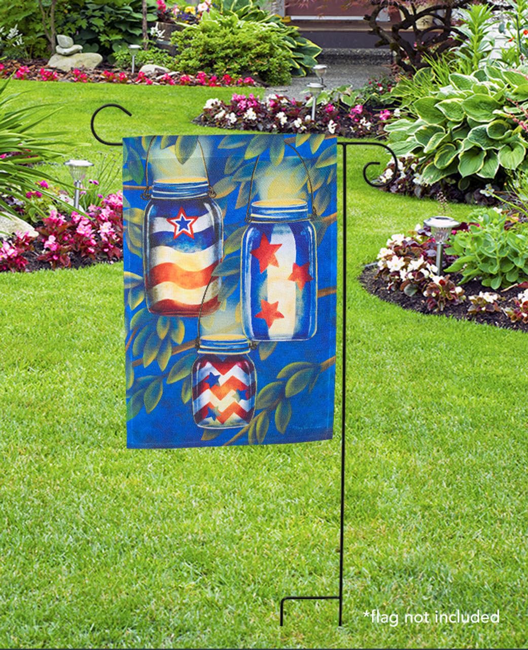Briarwood Lane garden flag holder with welded joints for durable, maintenance-free setup.