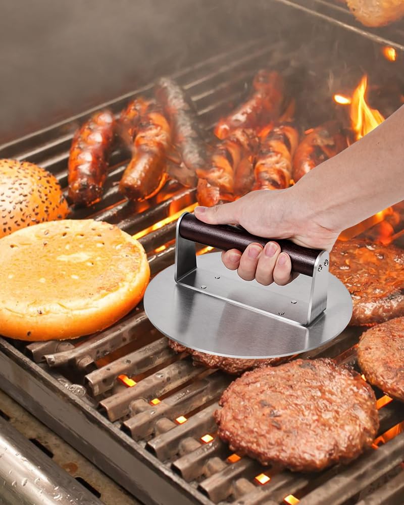 Brigii dishwasher-safe press simplifies post-grill cleanup.