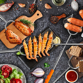 BRIOUT family pack includes five colorful sticks for group roasting.