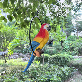 BSIRZAM waterproof parrot statue withstands rain and sun for year-round charm.