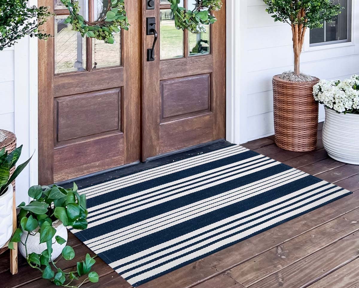 BUAGETUP blue and white striped outdoor rug with durable weave for entryways.