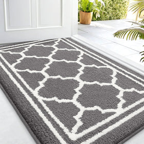 Buganda indoor door mat at the front door catches dirt and moisture.