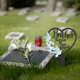 BUoonyer metal cemetery sign for gardens and lawns.