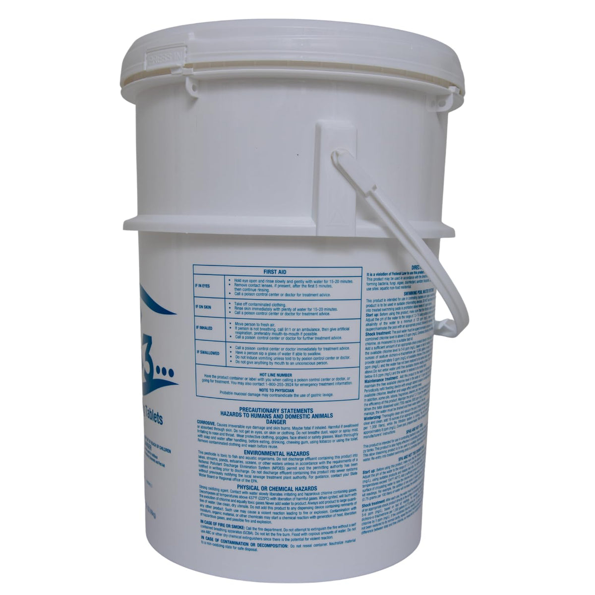 C3 3-inch tablets slowly dissolve for long-lasting water clarity.