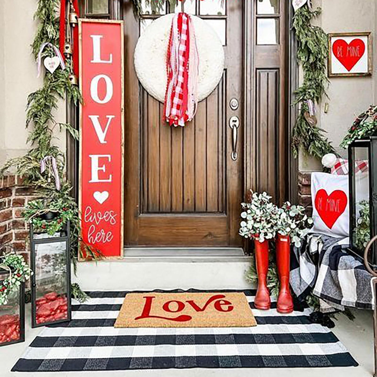 CAINANEL Buffalo Plaid Outdoor Rug suited for indoor outdoor use