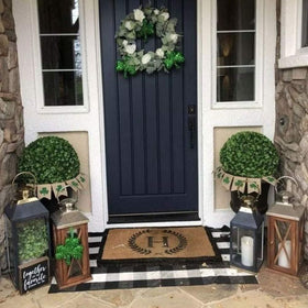 CAINANEL Buffalo plaid outdoor rug pattern detail highlights classic black and white checks