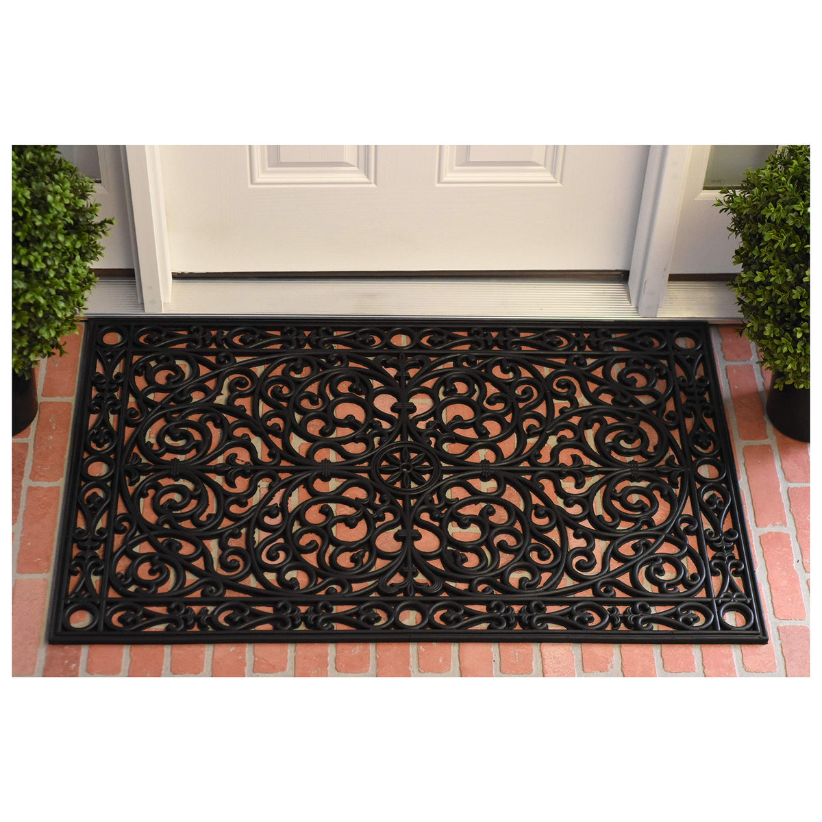 Calloway Mills Gatsby rubber doormat 24x36, built to withstand high-traffic entrances and weather.
