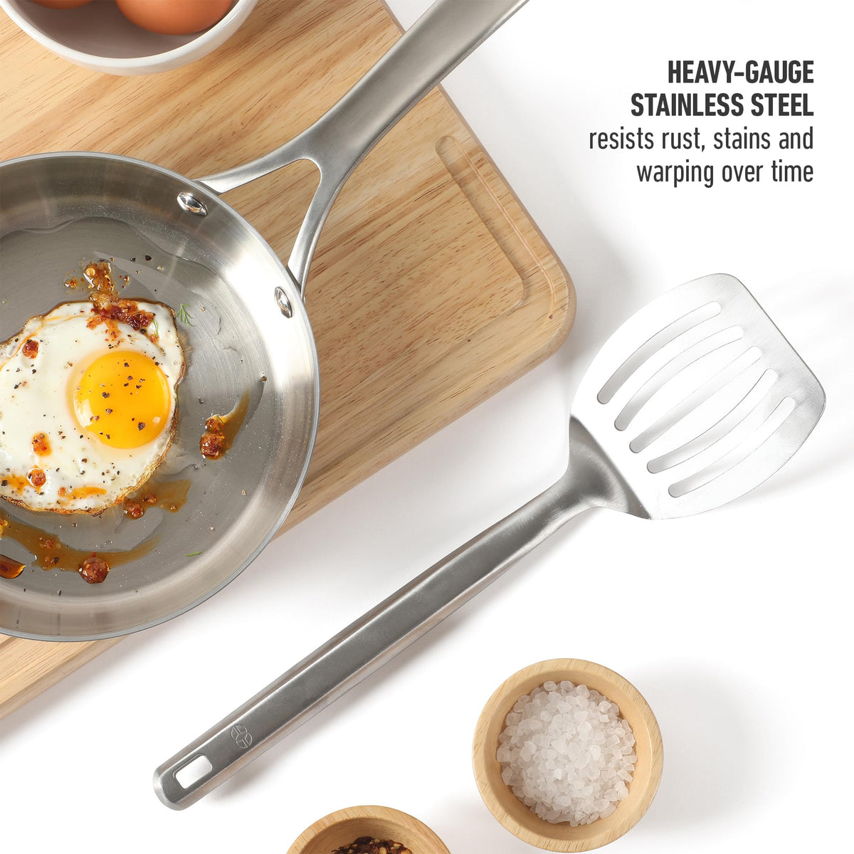 Calphalon Prime stainless steel handle delivering a comfortable, secure grip.