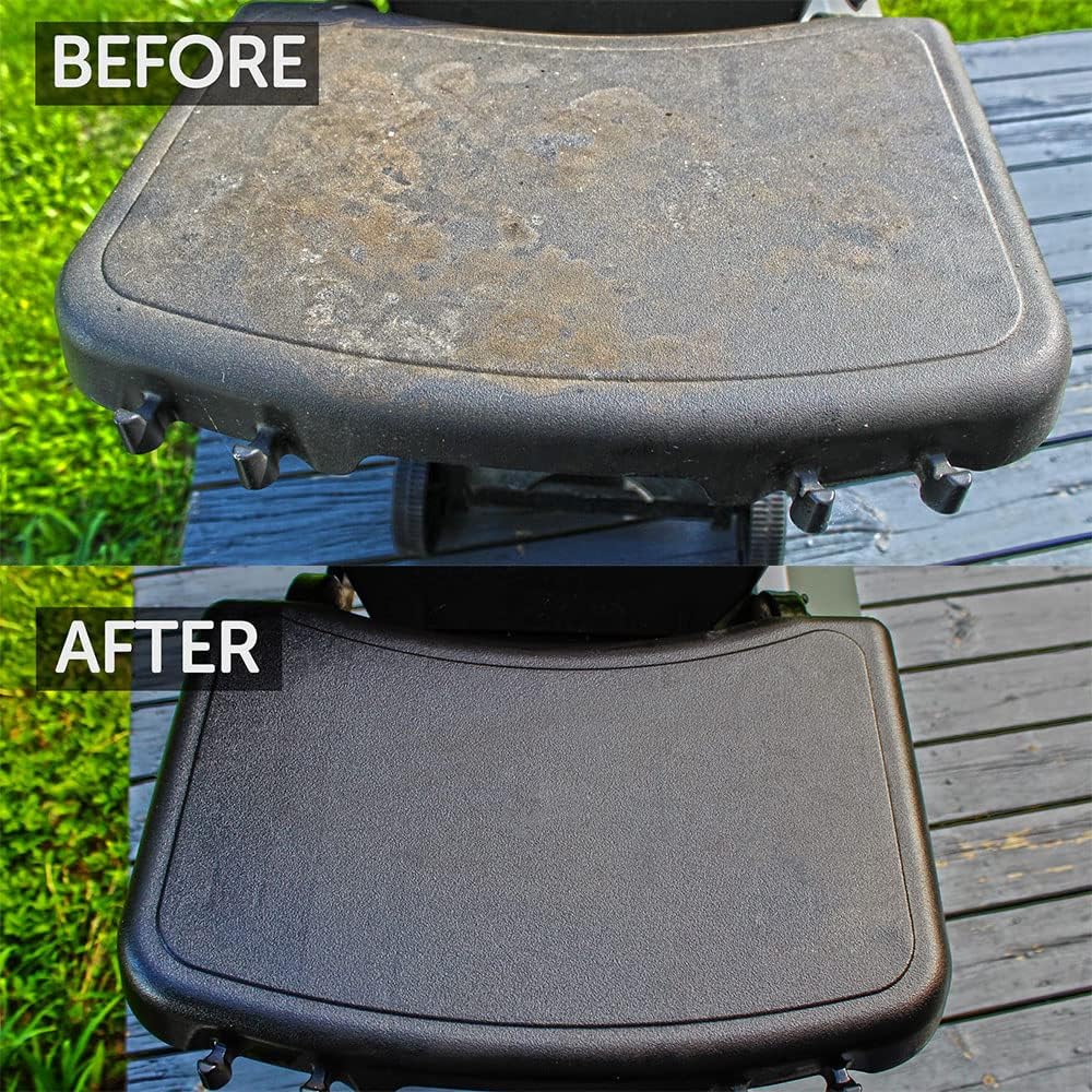 CARON & DOUCET used with wooden scraper on grill for effective cleaning