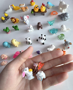 CasaTena animal figurines hiding game for playful learning.