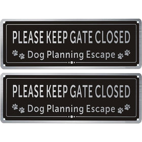 CDXHOME Please Close The Gate sign front view, great for outdoor gate safety.