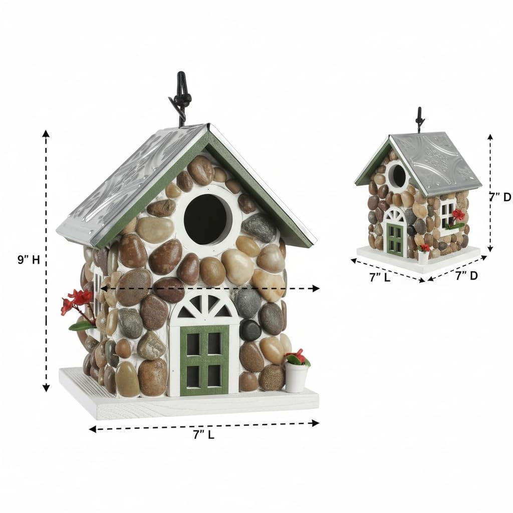 CEDAR ALPHA Bluebird House UV finish preserves color and finish